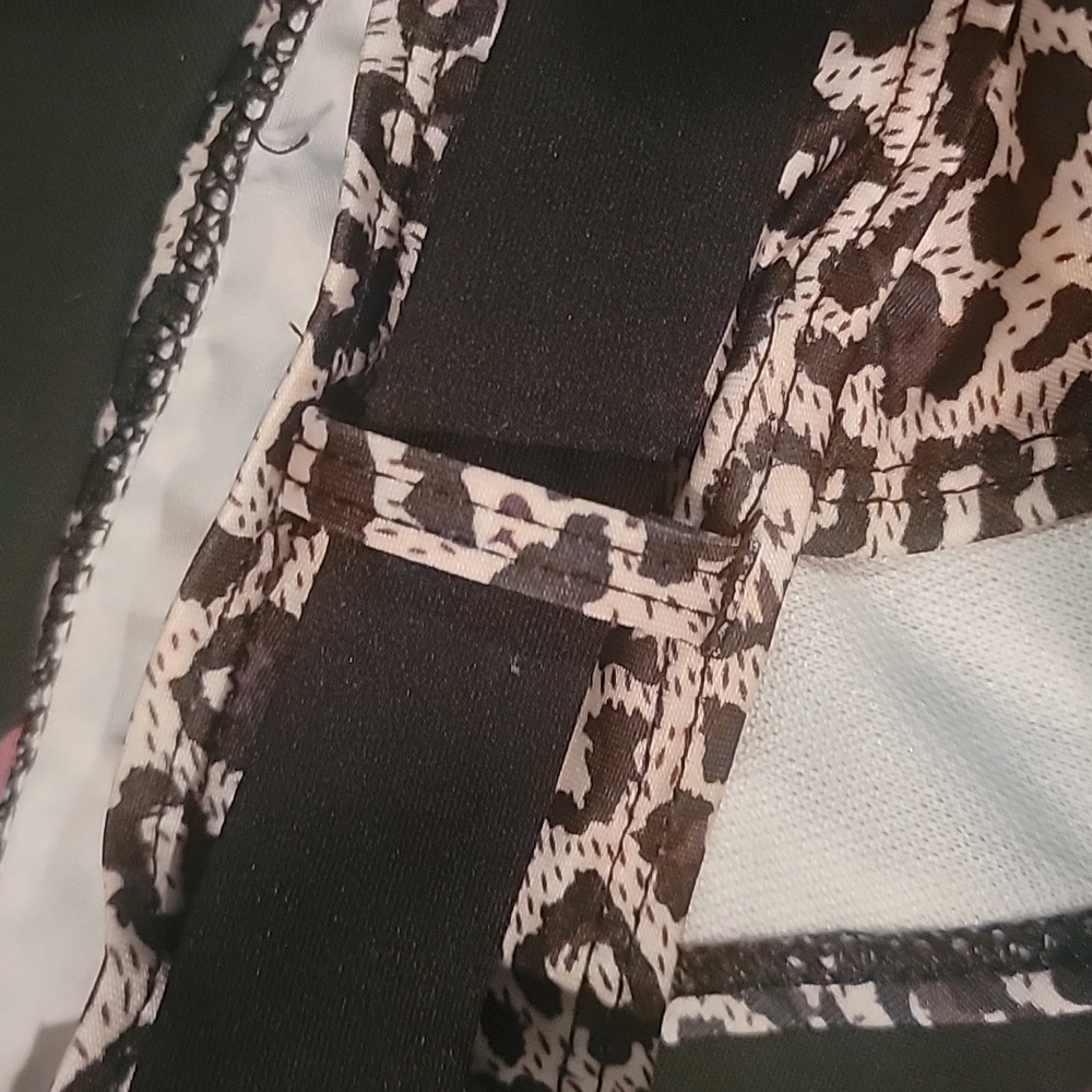 🙏🏼swim suit 🌼🌸🌺 - Picture 3 of 8